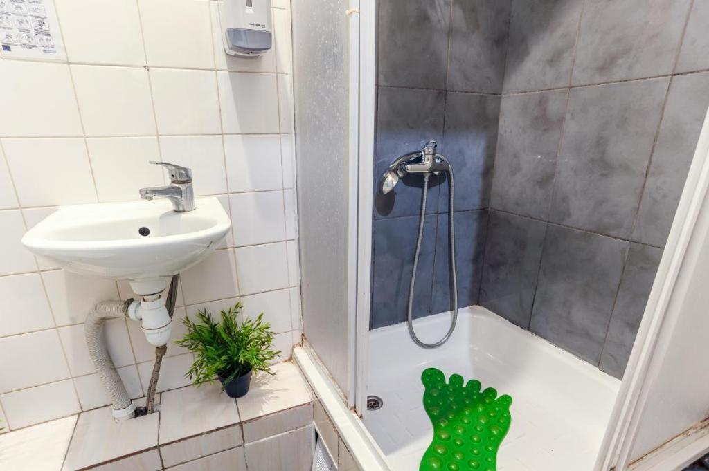Pogo Hostel Вильнюс Экстерьер фото